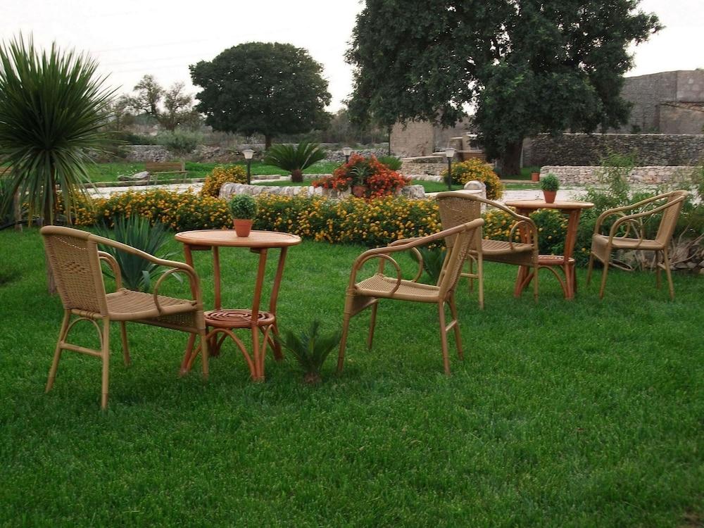 Artemisia Resort Puntarazzi Esterno foto
