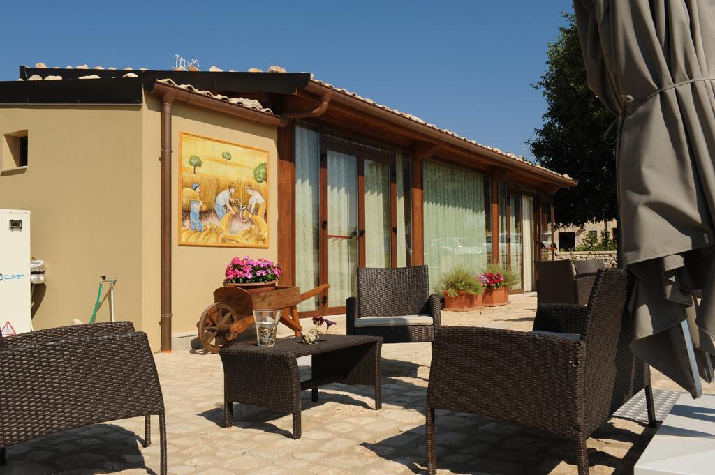 Artemisia Resort Puntarazzi Esterno foto